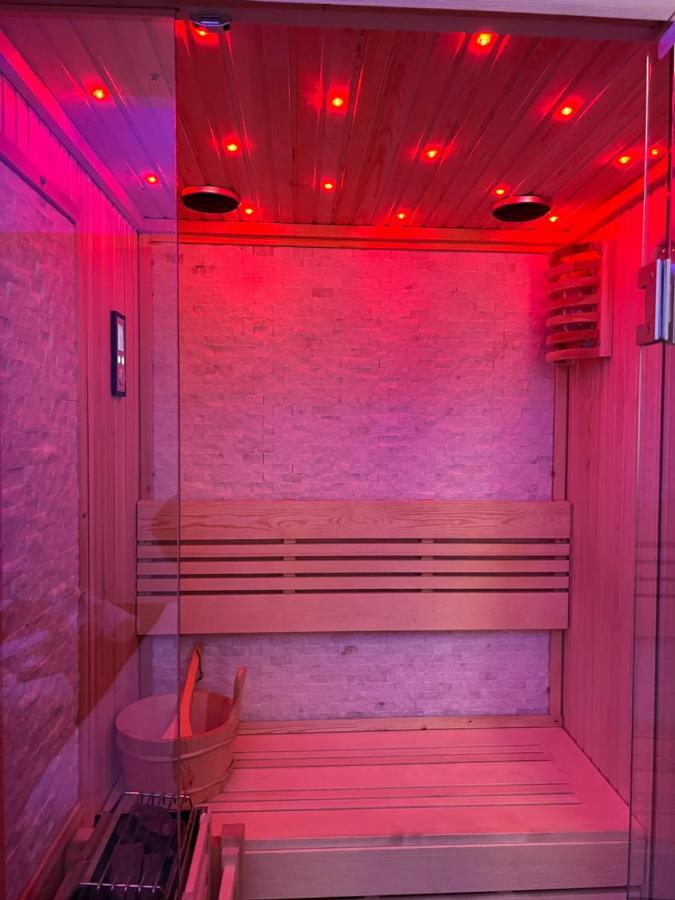 Real Suite Spa Palermo Bagian luar foto