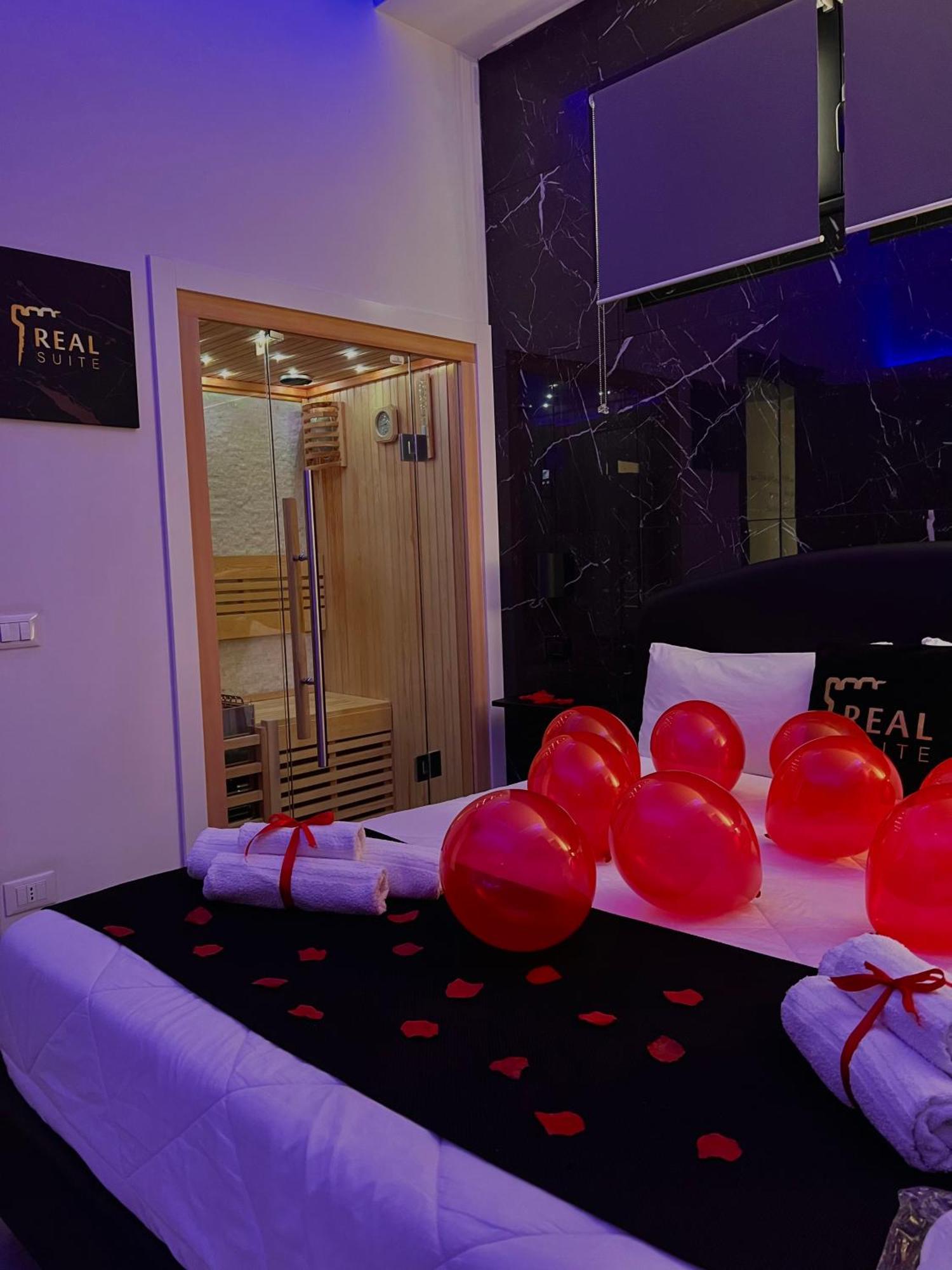 Real Suite Spa Palermo Bagian luar foto
