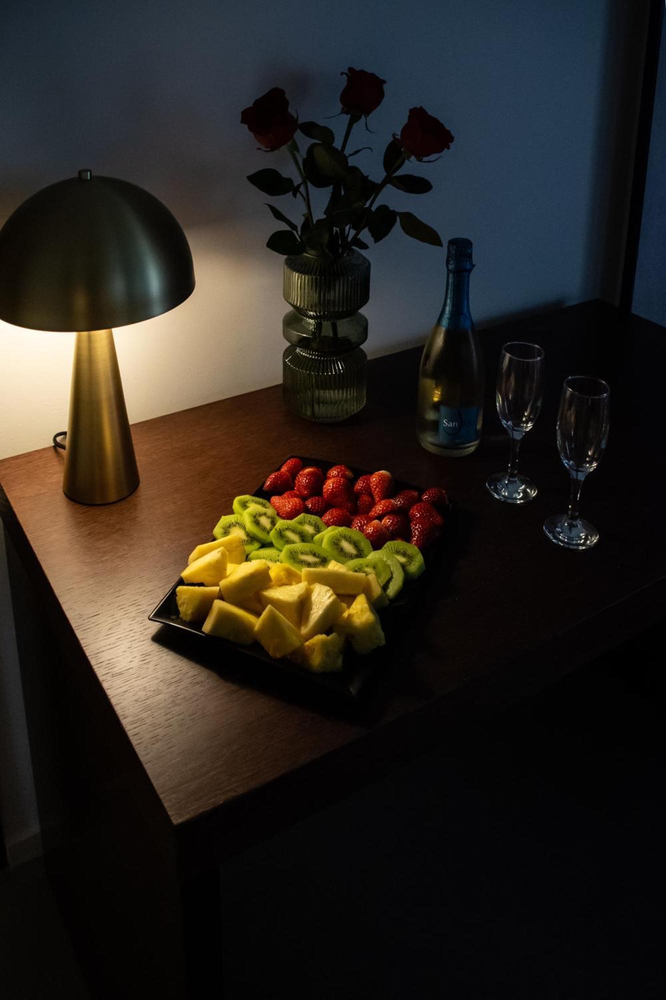 Real Suite Spa Palermo Bagian luar foto